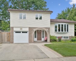 495 Tipperton Crescent, Oakville